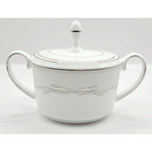 Wedgwood Vera Wang Love Knots White Porcelain Covered Sugar Bowl 10 Oz In Box